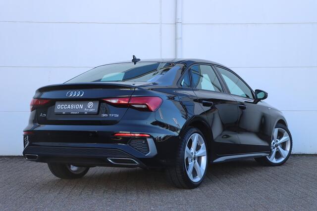 Audi A3 Limousine 35 TFSI S edition | Stoelverwarming | Sensoren | Navi
