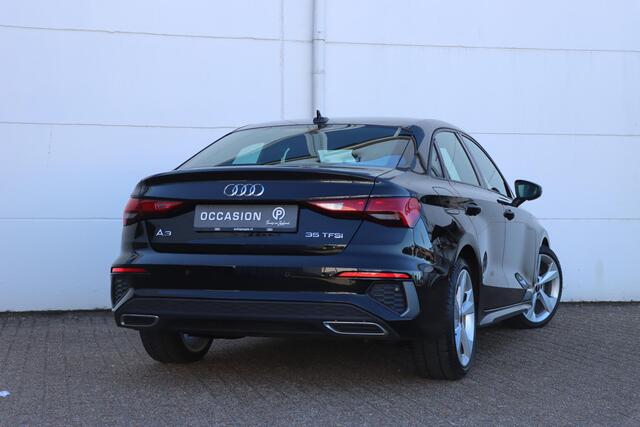 Audi A3 Limousine 35 TFSI S edition | Stoelverwarming | Sensoren | Navi
