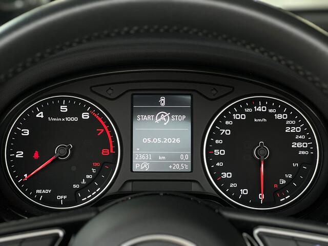 Audi A3 Cabriolet 35 Tfsi Design ** XENON, NAVI, HALF-LEDER, CRUISE, 2-zone AIRCO, 17-inch LMV ** 1e EIG - Slechts 23.600km. ** ** INFORMEER OOK NAAR ONZE AANTREKKELIJKE FINANCIAL-LEASE TARIEVEN **