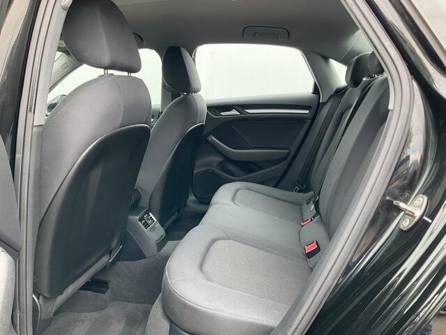Audi A3 Limousine 30 1.6 TDI Pro Line Navi BT Trekhaak Onderhouden!