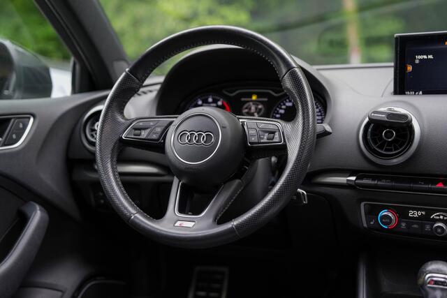 Audi A3 Limousine 1.4 TFSI CoD Sport S Line Edition | Panorama | B&O | Stoelverwarming