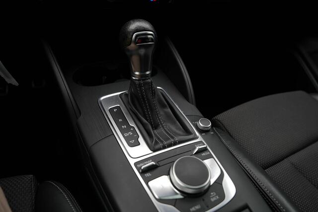 Audi A3 Limousine 1.4 TFSI CoD Sport S Line Edition | Panorama | B&O | Stoelverwarming