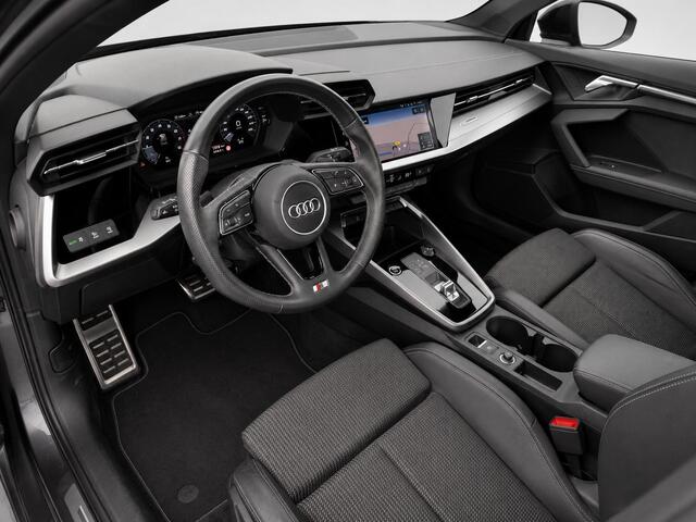 Audi A3 Limousine 35 TFSI S edition *1e eig.* Appconnect/Android 19inch ACC Lane-assist Matrix-LEDkoplamp Hooglans zwarte lijsten