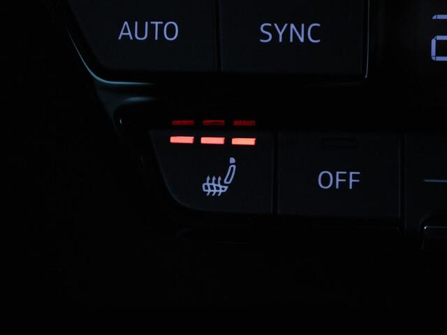 Audi A3 30 TFSI Advanced edition | Stoelverwarming | Adaptive cruise | Carplay | Sportstoelen | Virtual Cockpit | Navigatie | Full LED | Parkeerhulp | Climate control | Bluetooth