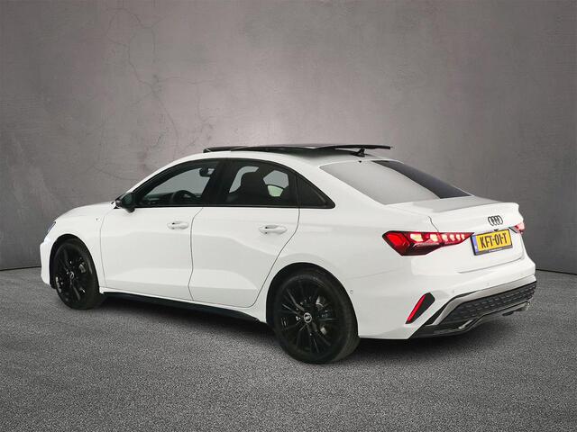 Audi A3 Limousine 35 TFSI S edition | Panorama Dak | Adaptieve Cruise | SONOS Audio | Ambient Light | Comfort pakket plus | Licht-pakket | Assistentie Pakket | Optie-pakket | Interier-pakket |