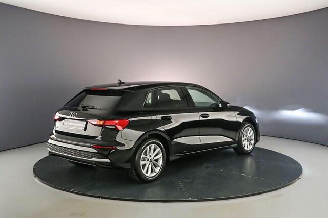 Audi A3 SPORTBACK 30 TFSI AUT | ¤4.000,- KORTING | | Sportonderstel - Privacy glas - Sportstoelen