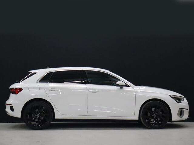 Audi A3 SPORTBACK 30 TFSI Sport [CRUISE CONTROL, APPLE CARPLAY, PARKEERSENSOREN, SPORTSTOELEN, NAVIGATIE, NIEUWSTAAT]
