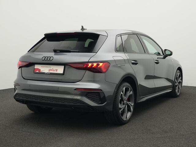 Audi A3 SPORTBACK 45 TFSI e 245 pk S-tronic S edition Competition / S-Line | Leder | Stoelverwarming | Adaptive Cruise | Navigatie | Parkeersensoren voor/achter