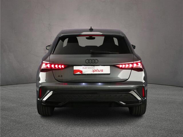Audi A3 SPORTBACK 40 TFSI e S edition | Trekhaak | ACC | Full-Led | Camera | Sportstoelen | Keyless |