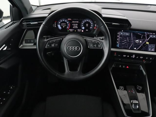Audi A3 SPORTBACK 35 TFSI Business Edition | Sportstoelen | Carplay | Navigatie | Virtual Cockpit | Climate control | Parkeerhulp | Cruise control