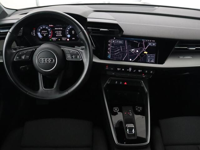 Audi A3 SPORTBACK 35 TFSI Business Edition | Sportstoelen | Carplay | Navigatie | Virtual Cockpit | Climate control | Parkeerhulp | Cruise control
