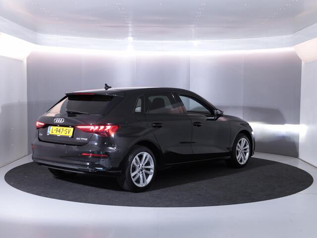 Audi A3 SPORTBACK 30 TFSI Advanced edition 110 pk S-tronic | Navigatie | Parkeersensoren achter | Autom. airco | Apple Carplay/Android Auto | Stoelverwarming |