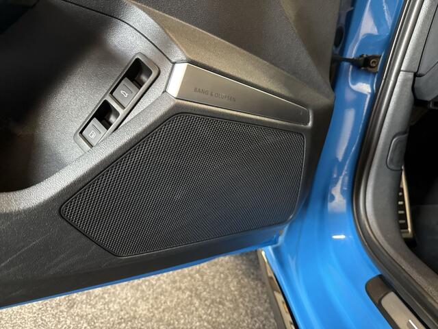 Audi A3 SPORTBACK 45 TFSI e S ed. Comp | PANO | B&O | RS-STOELEN | MATRIX-LED