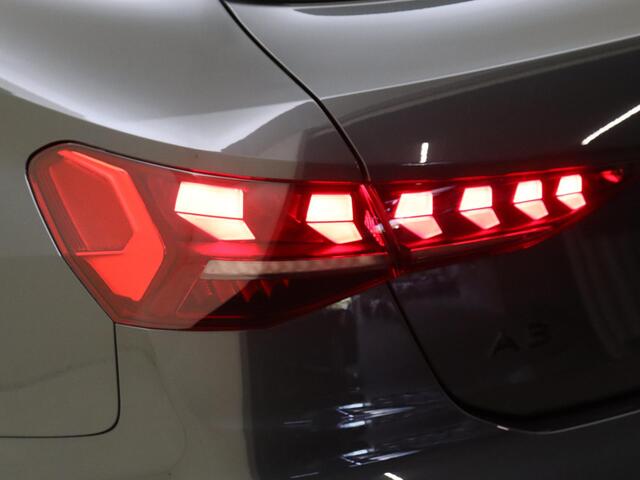 Audi A3 SPORTBACK 35 TFSI Advanced edition | Parkeerasisstent | Navigatie Plus | Virtual cockpit Plus | Optiek zwart Plus | Dynamische knipperlichten | Cruise control |