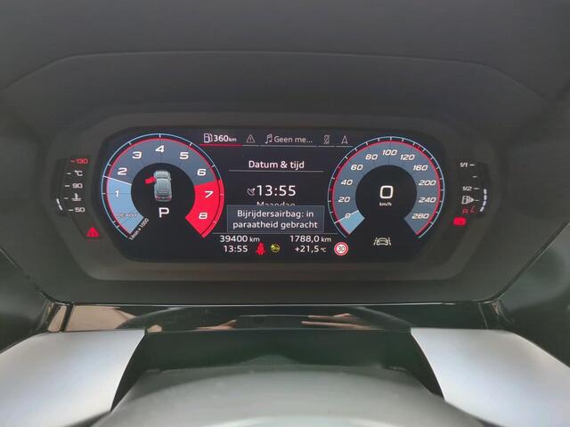 Audi A3 SPORTBACK 30 TFSI Advanced edition / LED/ Navi/ Clima/ Camera/ Trekhaak/ Do glas/ Lichtmetaal 17"/
