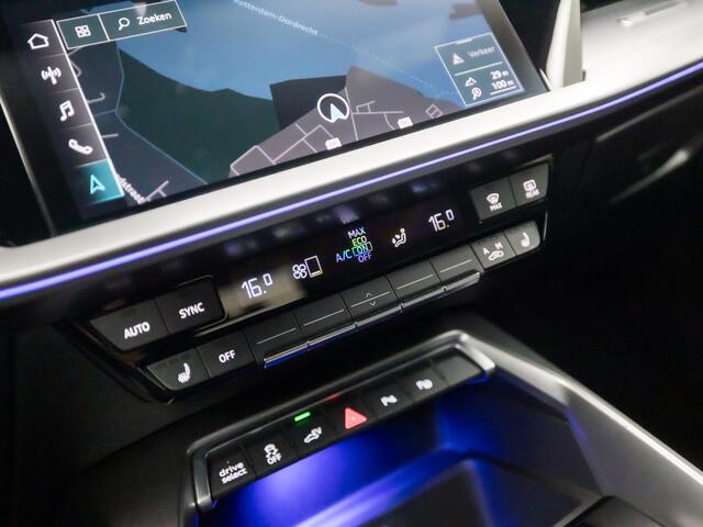 Audi A3 SPORTBACK 40 TFSI e Sportline Automaat (APPLE CARPLAY, GROOT NAVI, ADAPTIVE CRUISE, SFEERVERLICHTING, ELEK SPORTSTOELEN, ELEK ACHTERKLEP, GETINT GLAS, NIEUWSTAAT)