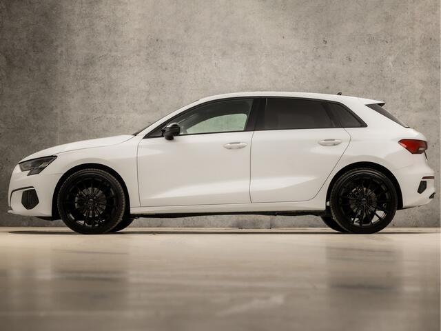 Audi A3 SPORTBACK 30 TFSI Sport Automaat (APPLE CARPLAY, GROOT NAVI, ADAPTIVE CRUISE, ZWART DAK, SPORTSTOELEN, GETINT GLAS, LED KOPLAMPEN, PARKEERSENSOREN, NIEUWSTAAT)