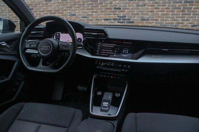 Audi A3 SPORTBACK 40 TFSI e Edition | PANO | Stoelvw| Lane assist