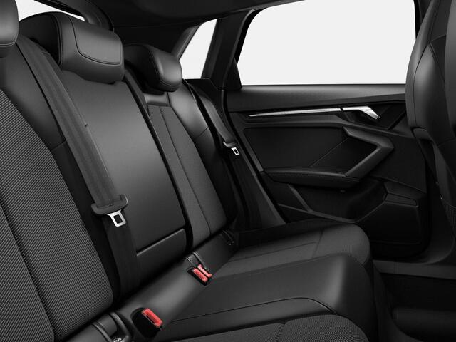 Audi A3 SPORTBACK 35 TFSI edition one 150pk | Trekhaak | Navigatie | Adaptieve cruise controle | Verwarmbare voorstoelen
