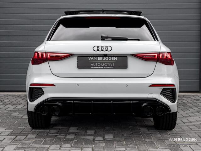 Audi A3 SPORTBACK 45 TFSI e S-Line Pano Leer RS Camera BTW ACC