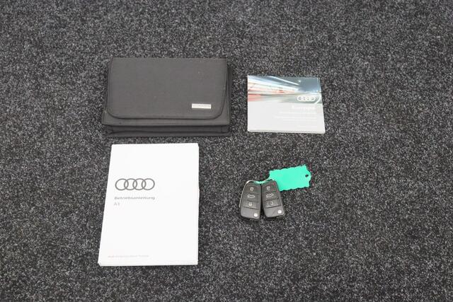 Audi A3 SPORTBACK 1.5 TFSI CoD Design Pro Line Plus 2018 S-Line | Panoramadak | Stoelverwarming | Bluetooth | Climate control | LED Xenon | Keyless | Lichtmetaal