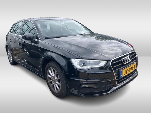 Audi A3 SPORTBACK 1.2 TFSI Adrenalin S-Line / Navigatie / Parkeerhulp achter / 16'' / Cruise Control / Xenon / Dakspoiler / Climate Control