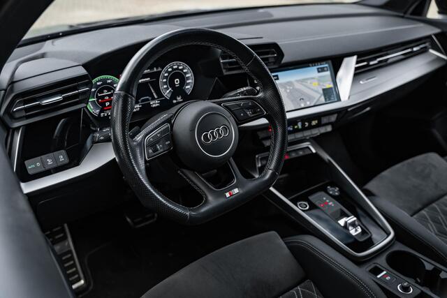 Audi A3 SPORTBACK 40 TFSI e S edition Competition |RS Zetels |Gevlakt stuur |ACC |Stoelverw.