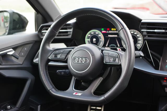 Audi A3 SPORTBACK 45 TFSI e S-Line Edition Competition 245 PK PHEV, Panoramadak, B&O Sound, Adap. Cruise Control