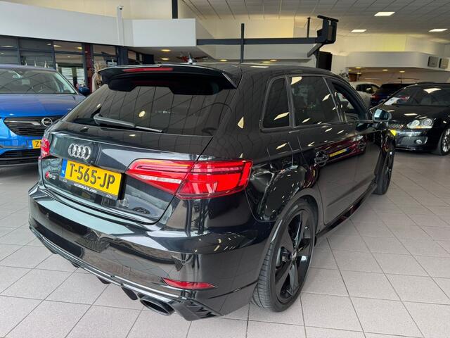 Audi A3 SPORTBACK 2.5 TFSI RS3 quattro APK 7-26 400PK BJ 2017 !!!