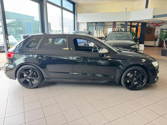 Audi A3 SPORTBACK 2.5 TFSI RS3 quattro APK 7-26 400PK BJ 2017 !!!