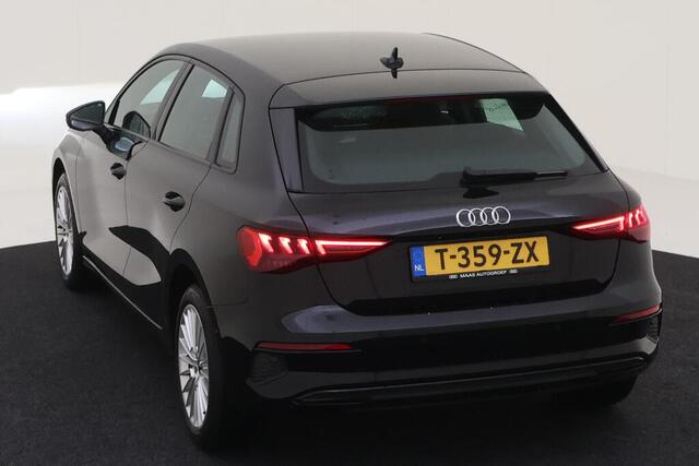 Audi A3 SPORTBACK 30 TFSI Advanced edition / AUTOMAAT/ FABRIEKSGARANTIE T/M 10-2027/ PARK. SENSOREN/ LED/ NAVI/ CLIMA/ 17" LMV