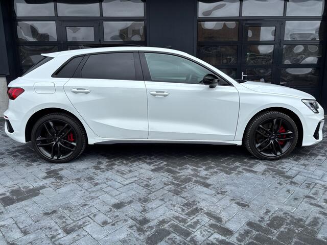 Audi A3 SPORTBACK 45 TFSI e-tron 245 pk S-line Black Pano