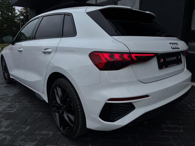 Audi A3 SPORTBACK 45 TFSI e-tron 245 pk S-line Black Pano