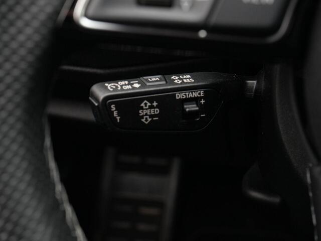 Audi A3 SPORTBACK 45 TFSI e 245 pk S-tronic S edition Competition | Matrix LED koplampen | Stoelverwarming | Standkachel | Remklauwen rood | 18 inch