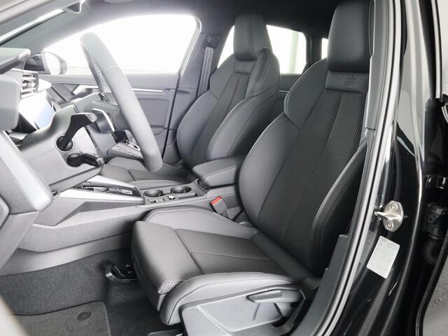 Audi A3 SPORTBACK 40 TFSI e S edition assistentiepakket driving + parking Plus, optiekpakket zwart plus, privacy glass