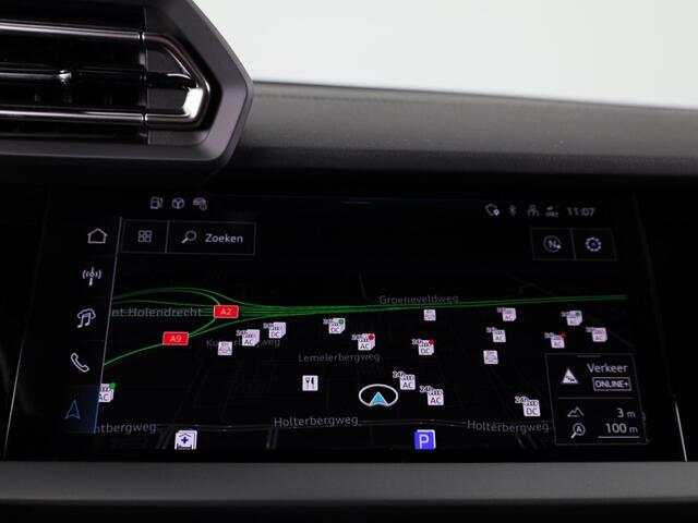Audi A3 SPORTBACK 40 TFSI e S edition assistentiepakket driving + parking Plus, optiekpakket zwart plus, privacy glass