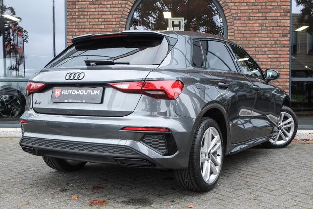 Audi A3 SPORTBACK 40 TFSI e S-LINE Achteruitrijcamera, Navigatie, Carplay