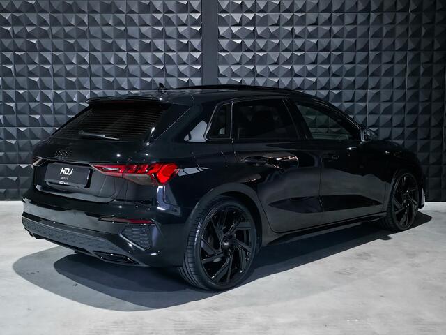 Audi A3 SPORTBACK 35 TFSI S edition | Pano | All-Black | 19" | ACC | MATRIX