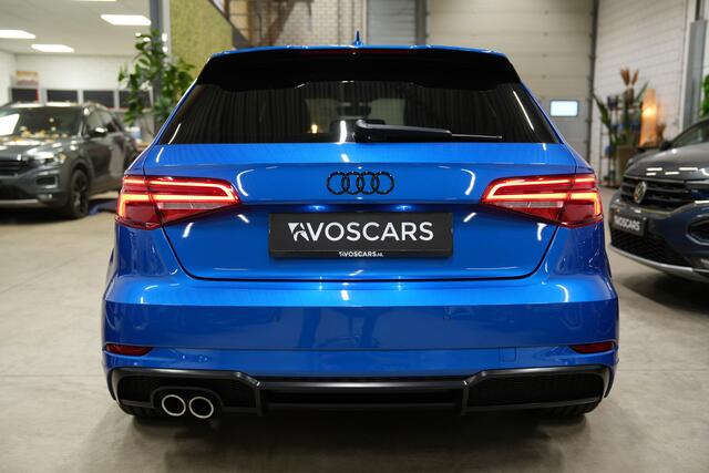 Audi A3 SPORTBACK 1.5 TFSI 3x S Line * Virtual - 19" - Keyless - App - Sound - Zwart optiek *