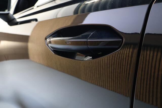 Audi A3 SPORTBACK 45 TFSI e 272pk S edition Competition Pano/Matrix LED/Navi+/Keyless/Camera/Head-up/Sonos/ACC/Dodehoek