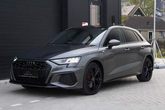 Audi A3 SPORTBACK 45 TFSI e S edition Competition Pano Parkeerhulp S line Carplay