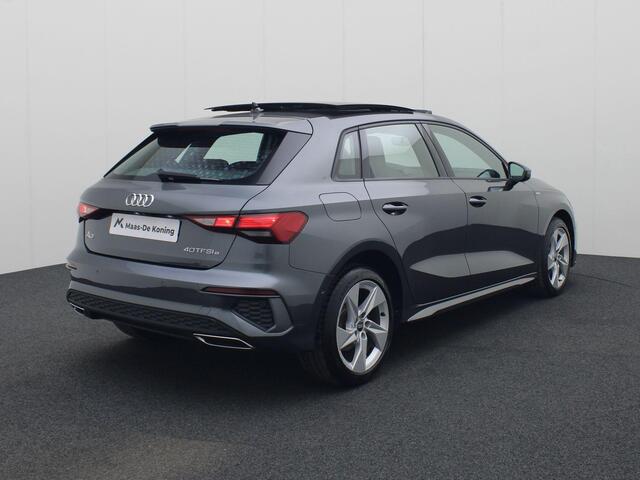 Audi A3 SPORTBACK 40 TFSIe 150kW/204PK S Line · Panoramadak · Leder · Camera · Stoelverwarming