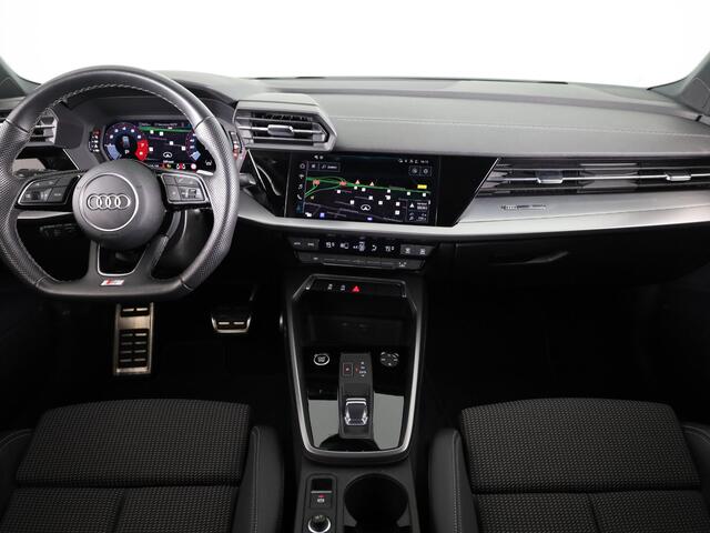 Audi A3 SPORTBACK 35 TFSI S edition | Verlengde Garantie | Optiek zwart pakket | Parkeersensoren achterzijde | Afneembare trekhaak |