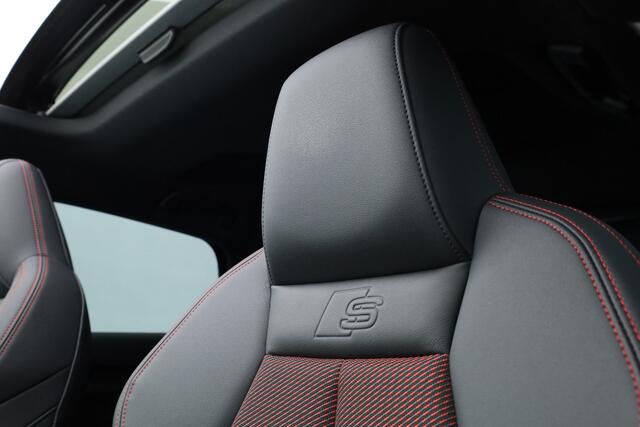 Audi A3 SPORTBACK 35 TFSI | Pano | Afn. Trekhaak | Sportstoelen | Apple CarPlay | Stoelverw. | Camera | 17"