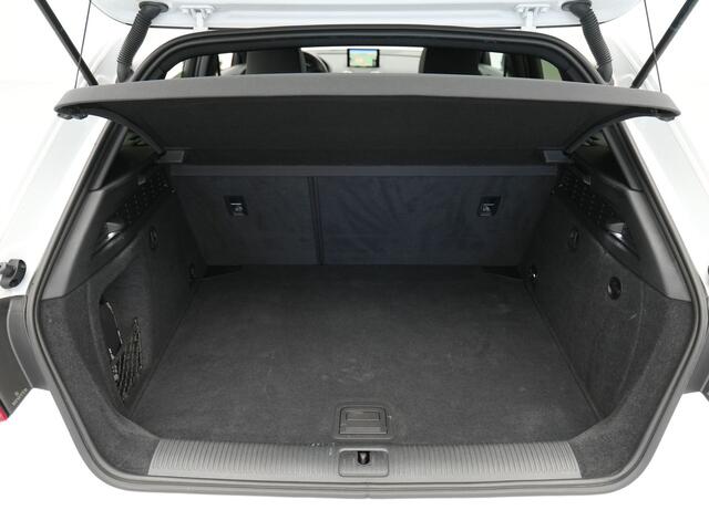 Audi A3 SPORTBACK 35 TFSI CoD 150pk S-Tronic Sport S-Line Edition Navigatie Pdc Led Clima 293