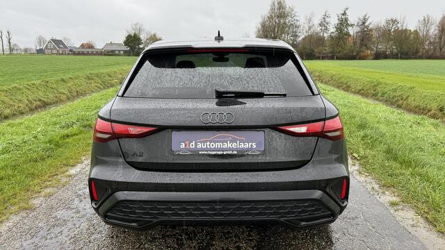 Audi A3 SPORTBACK 45 TFSI e plug in hybride S line, 200 KW/272 PK(!) DEMO S Line, Comfort pakket, Automaat, 18", Panorama, Clima, Black pareleffect