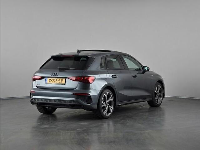 Audi A3 SPORTBACK 35 TFSI S edition 150pk| Panoramadak | 18 inch Lichtmetalen velgen | Apple carplay-/ Android auto | Stoelverwarming