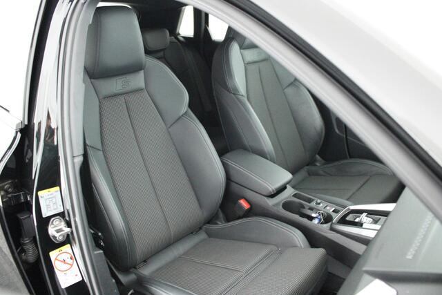 Audi A3 SPORTBACK 40 TFSI e 204pk 2x S-Line Trekhaak Camera Keyless Head-Up Stoelverwarming Virtual Cockpit Navigatie