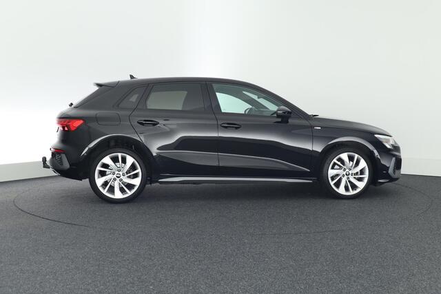 Audi A3 SPORTBACK 40 TFSI e 204pk 2x S-Line Trekhaak Camera Keyless Head-Up Stoelverwarming Virtual Cockpit Navigatie