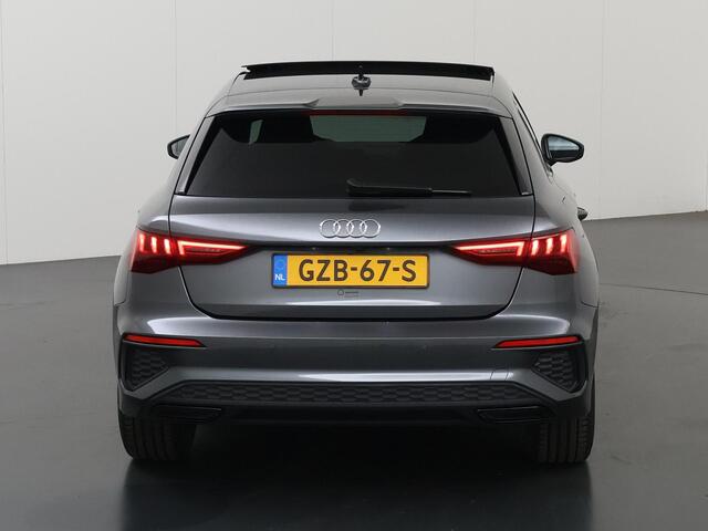 Audi A3 SPORTBACK 40 TFSI e S-line | Sportstoelen | Digitaal Dashboard | Panoramadak | Navigatie | DAB | Camera | Stoelverwarming | Adaptieve Cruise Control | Ele. kofferdeksel | Apple CarPlay/Android Auto | Dynamische LED Verlichting | 18" Lichtmetaal |